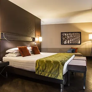 Hotel Times, Roma