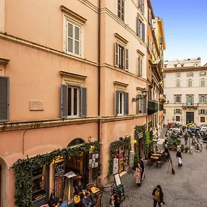 Exquisite By Piazza Navona Rome