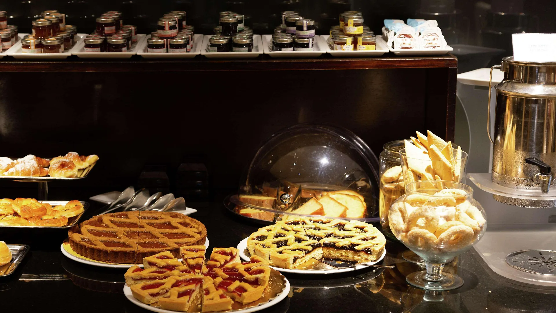 **** Hotel Hilton Garden Inn Rome Claridge Włochy