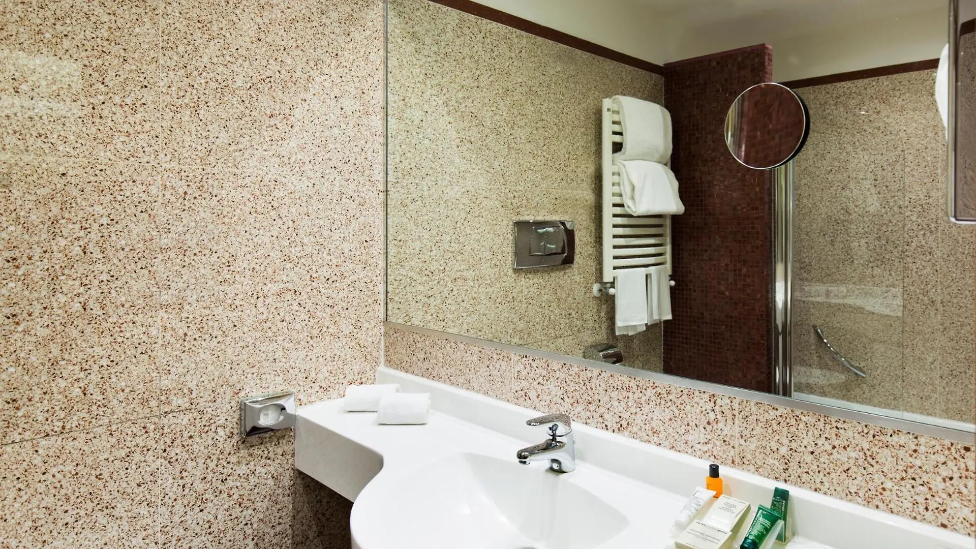Hilton Garden Inn Rome Claridge 4*,